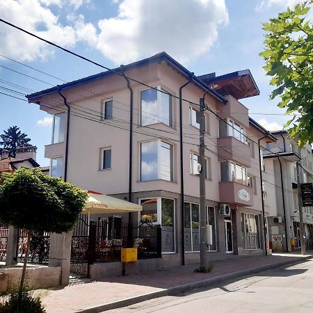 Kesta Za Gosti Stefi Hotel Samokov Exterior foto